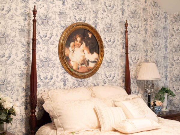 Ethan Allen Queen 4-Poster Bed – Traditional Carved Wood Frame (No Mattress) - Image 5