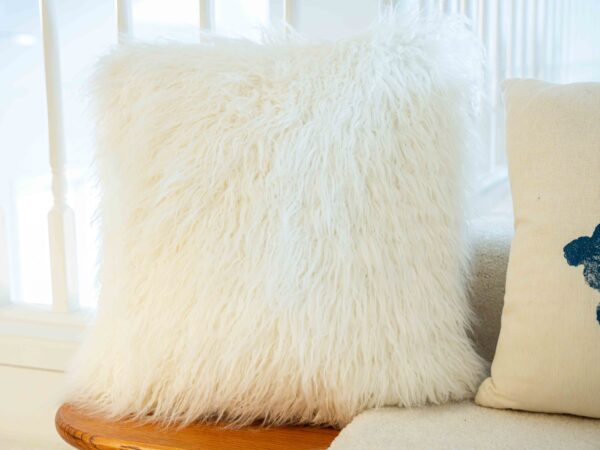 Decorative Pillow Lot (4) – Nautical & Nature Motifs - Image 5