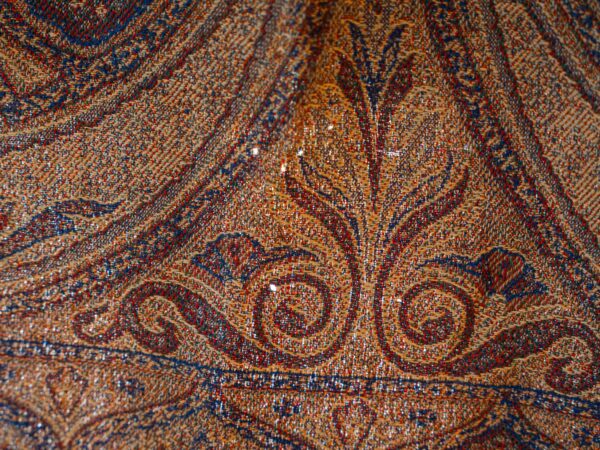 Ethan Allen Custom Wool Paisley Blanket – 59” x 75” - Image 3