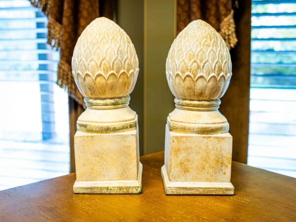 Ethan Allen Ceramic Bookends Set