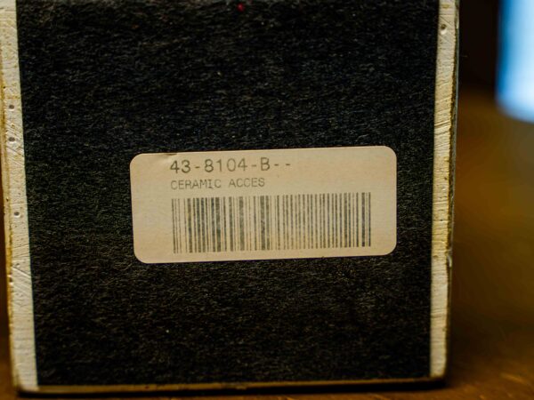 Ethan Allen Ceramic Bookends Set - Image 3