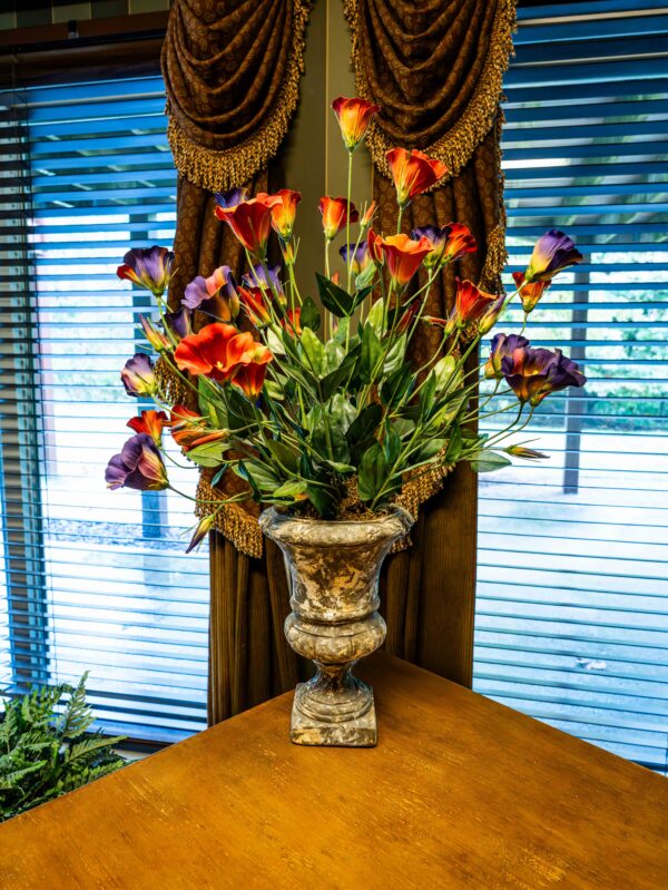 Ethan Allen Vase With Floral Arrangement