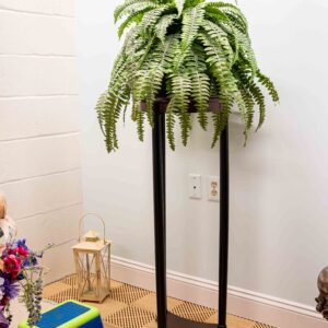 Wooden Ethan Allen Pedestal Stand With Glass Top (Includes Ethan Allen Fern In Pot)