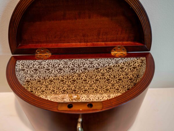 Ethan Allen Wooden Trinket Box With Tassel Accent - Image 3