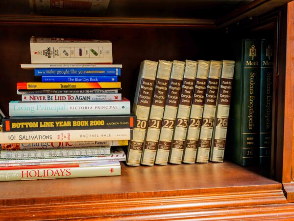 FULL BOOK COLLECTION - Image 9