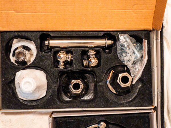 EMPIRE & LARISSA/ALEXIS BATHROOM SET – IN ORIGINAL BOXES (NEVER USED, 3 PIECE) - Image 3