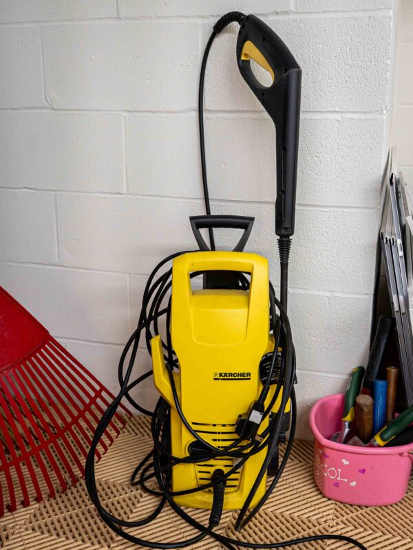 KARCHER PRESSURE WASHER
