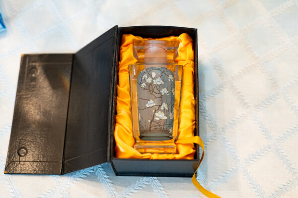 Dynasty Lane Decorative Glass Vase – Boxed - Image 3