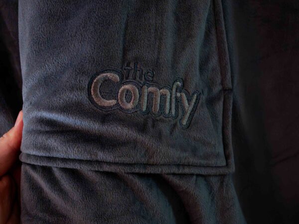 Gray Comfy Oversized Wearable Blanket – One Size Fits All - Image 3