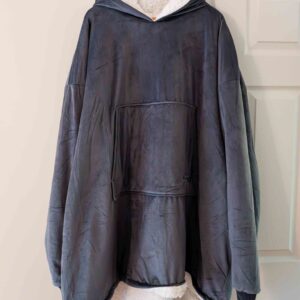 Gray Comfy Oversized Wearable Blanket – One Size Fits All