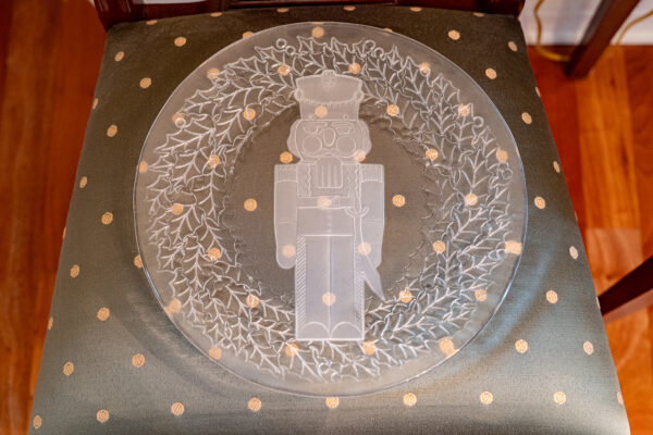 Nutcracker Etched Glass Plate – 12.75” Diameter (Unbranded)