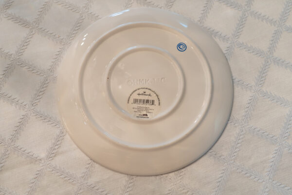 Hallmark Round Santa Christmas Plate – 10.5” Diameter - Image 3