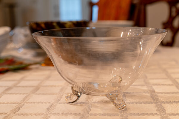 Oddity Inc. Clear Glass Bowl with Scroll Feet – 9” Diameter
