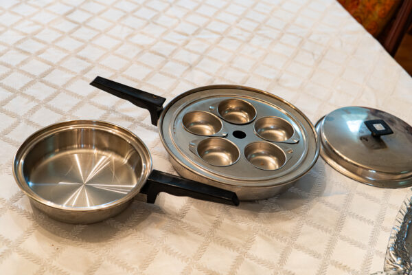 Flavor Seal Stainless Steel Pan Set with Egg Poacher Insert & Lid