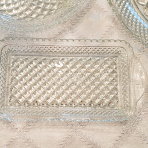et of 3 Pressed Glass Serving Dishes & Butter Dish – Vintage Diamond Pattern