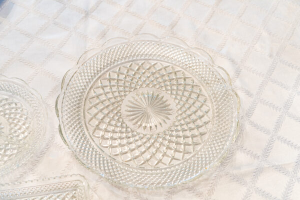 et of 3 Pressed Glass Serving Dishes & Butter Dish – Vintage Diamond Pattern - Image 2