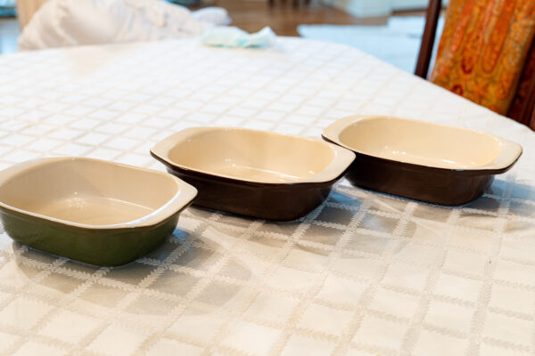 Chantal Cookware – Set of 3 Stoneware Baking Dishes (Assorted Colors)