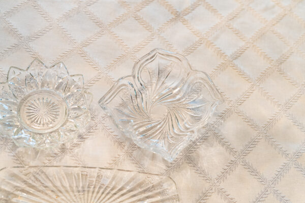 Set of 3 Vintage Glass Serving Bowls – Flower & Swirl Designs - Image 4