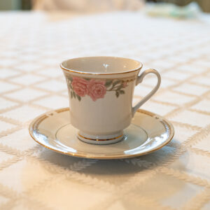 Lynns Fine China Teacup & Saucer – Pink Rose Pattern with Gold Trim