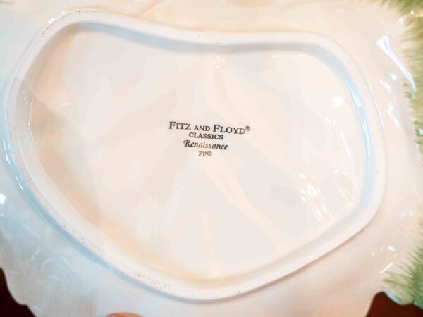 Fitz And Floyd Salt & Pepper Shaker Set - Image 2