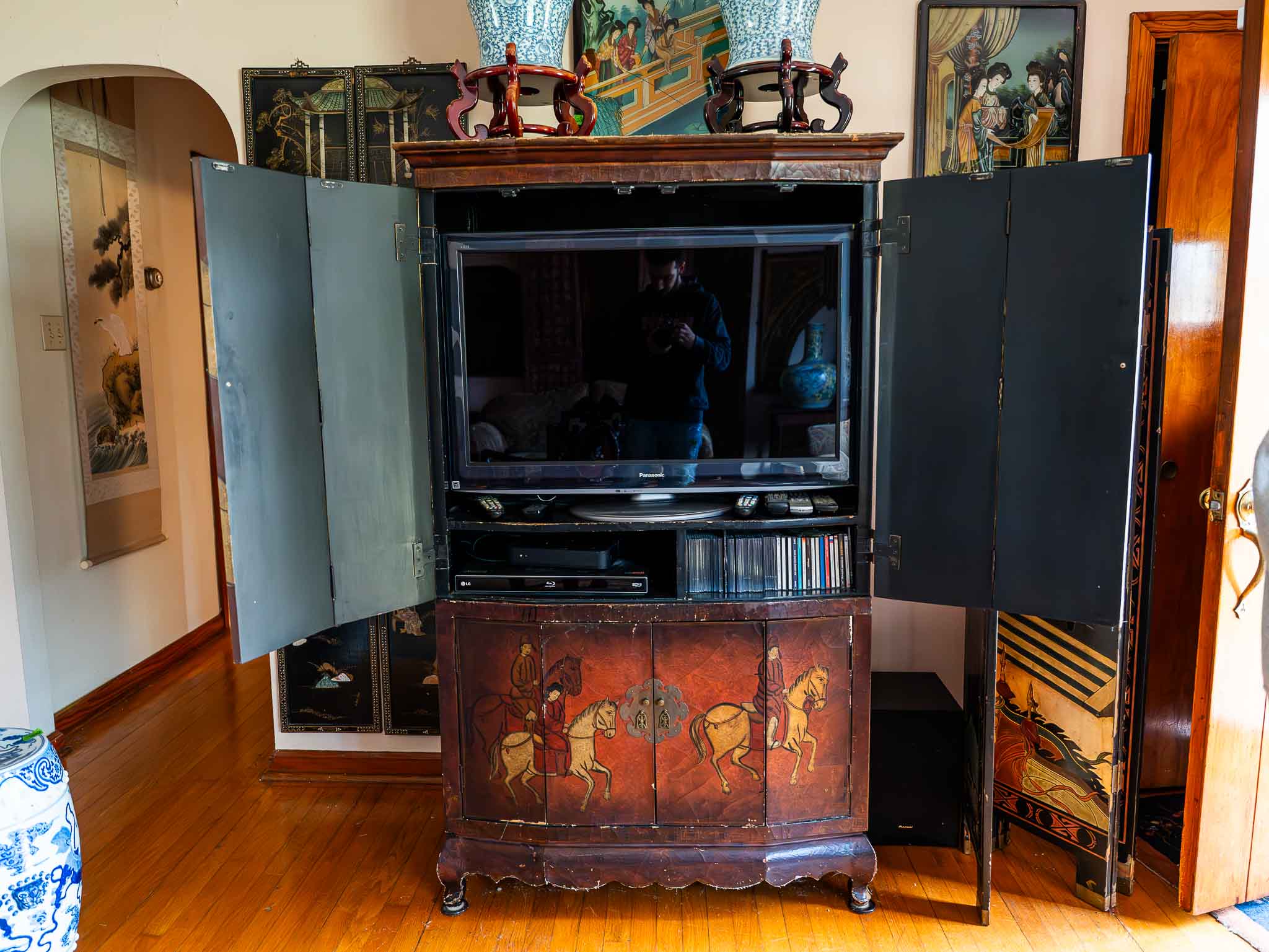 Oriental Painted TV Armoire Cabinet Vintage Asian Media Cabinet - Image 2