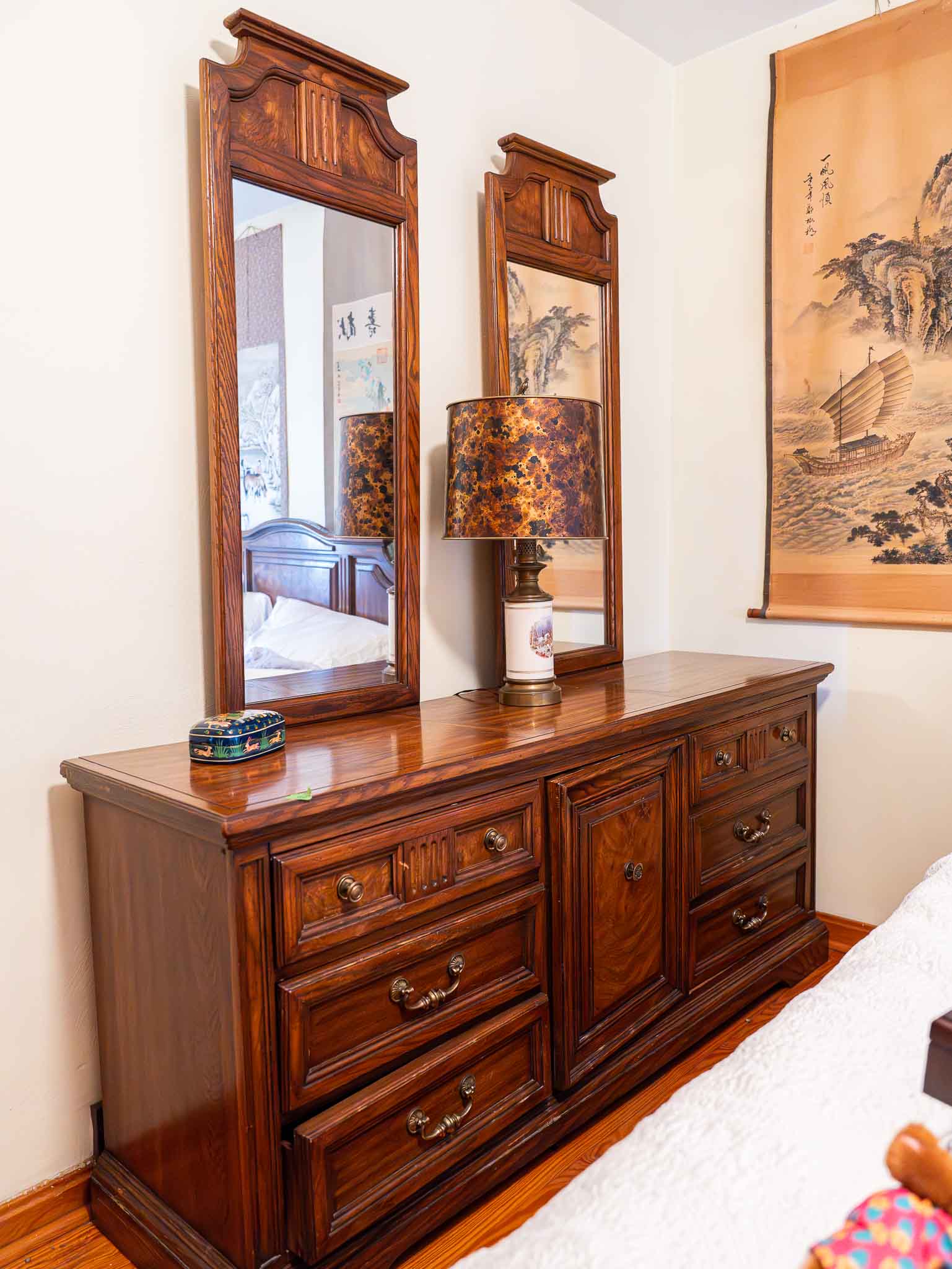 Vintage 6 Drawer Wooden Dresser w/ Dual Mirrors – Solid Wood - Image 2