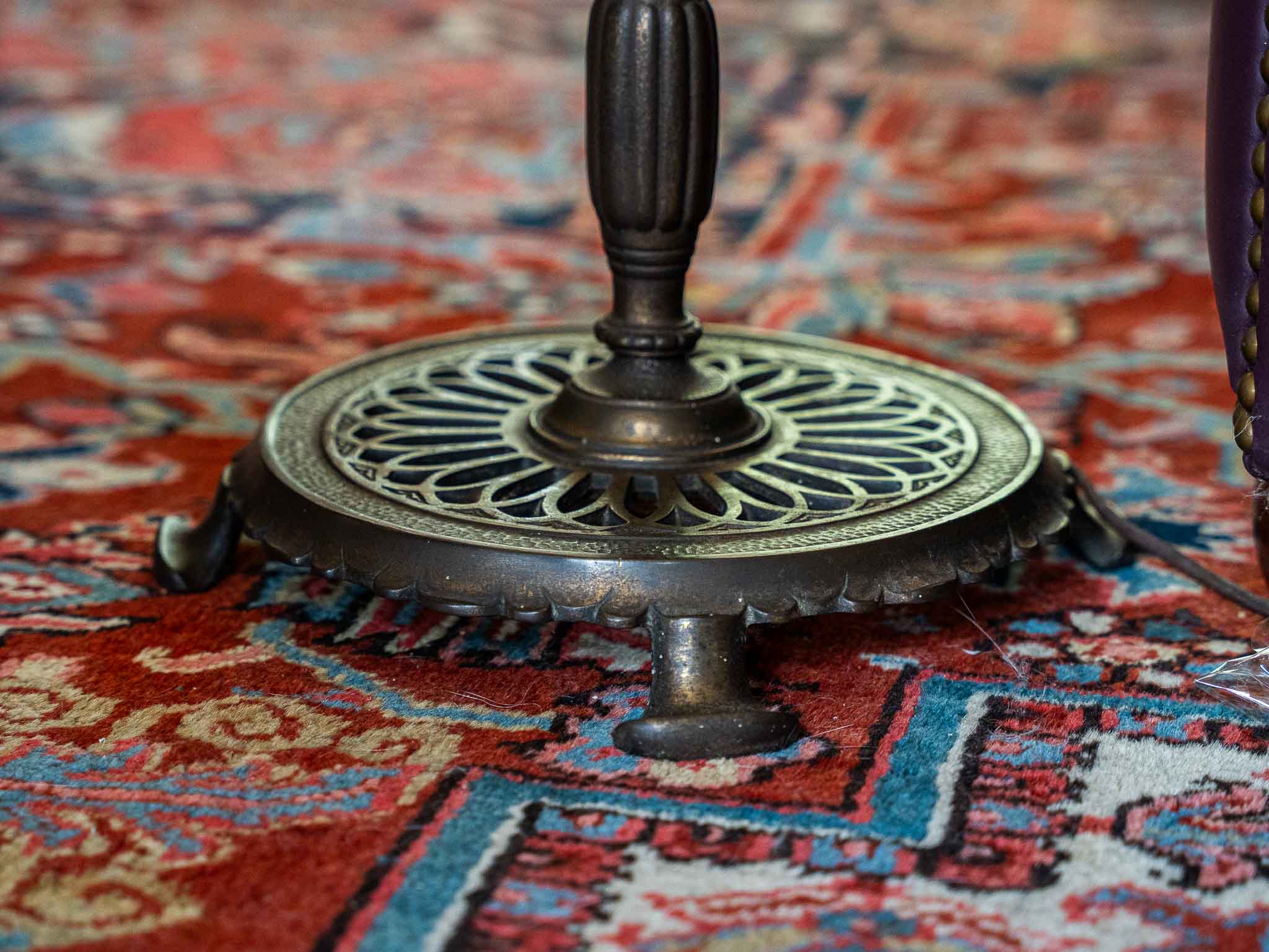 Large Tiffany-Style Stained Glass Floor Lamp – Multicolor Floral Shade – 64” Tall - Image 4