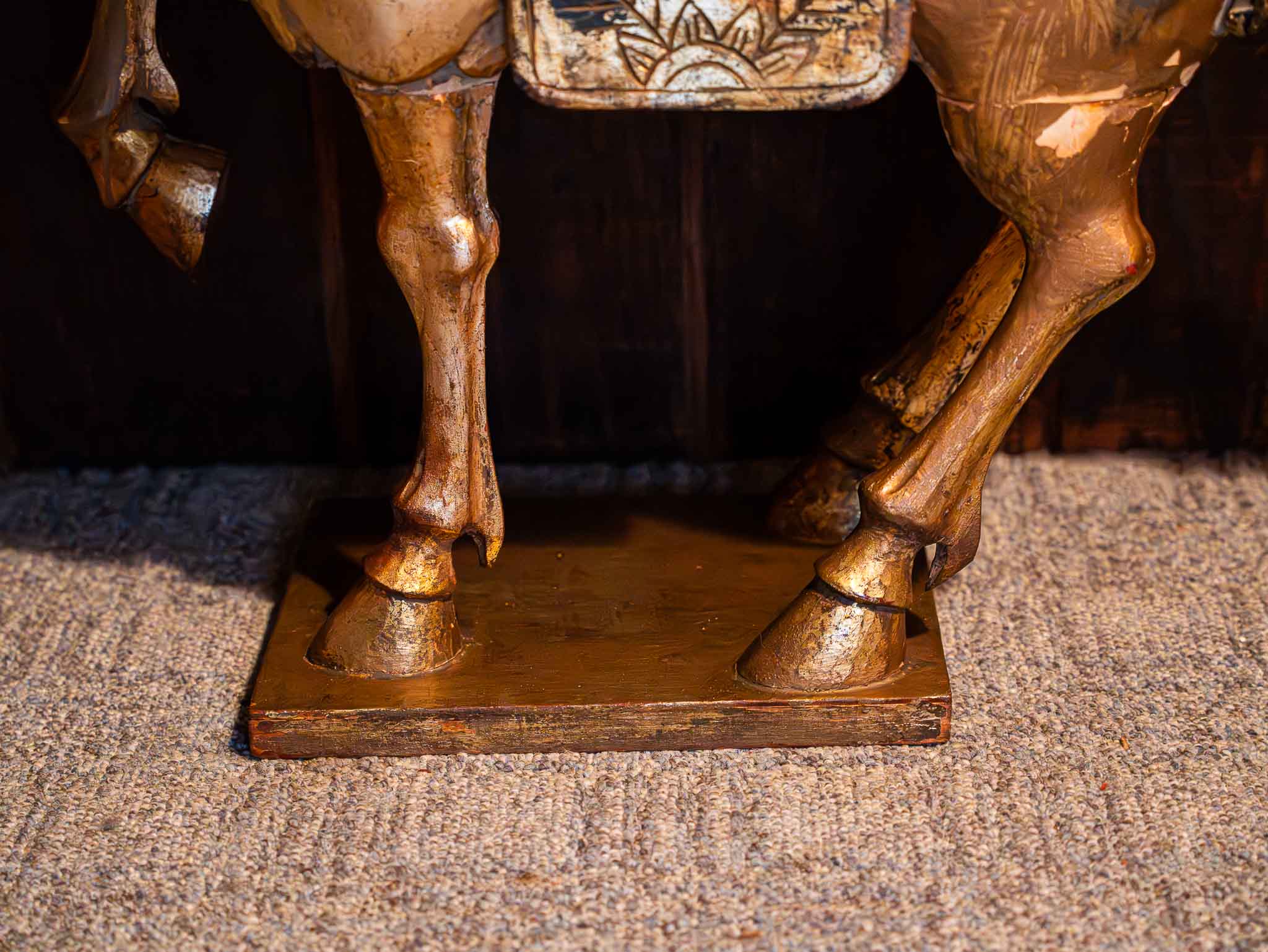 Large Chinese Decorative Horse Sculpture – Hand Painted / Carved Style - Image 4