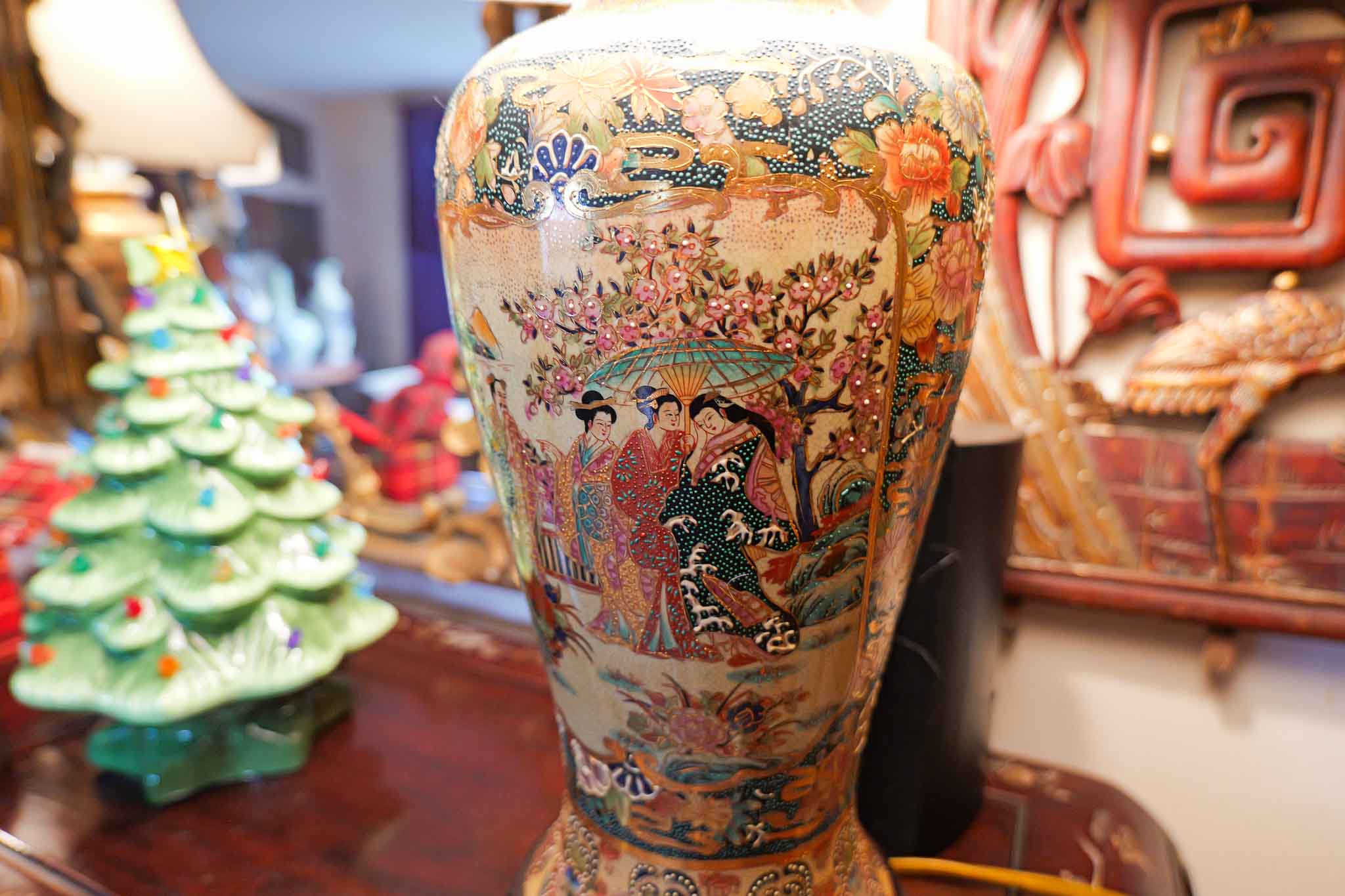 Vintage Japanese Satsuma Style Vase Table Lamp Hand-Painted Geisha Scene Porcelain - Image 7