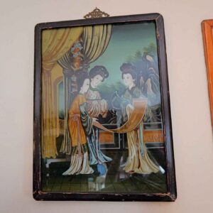 VINTAGE CHINESE REVERSE PAINTING ON GLASS (3 WOMEN WITH SCROLL)