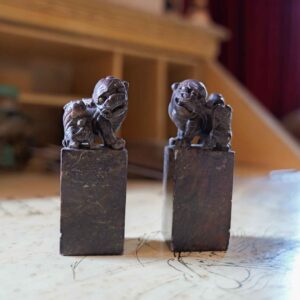 VINTAGE SET OF 2 CHINESE SOAPSTONE FOO DOG CHOP SEAL STAMPS