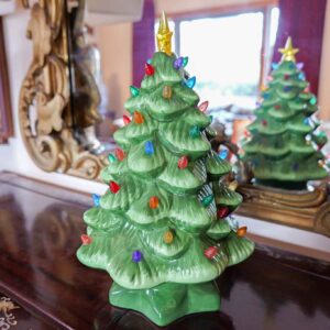 VINTAGE CERAMIC CHRISTMAS TREE WITH LIGHTS & STAR TOPPER