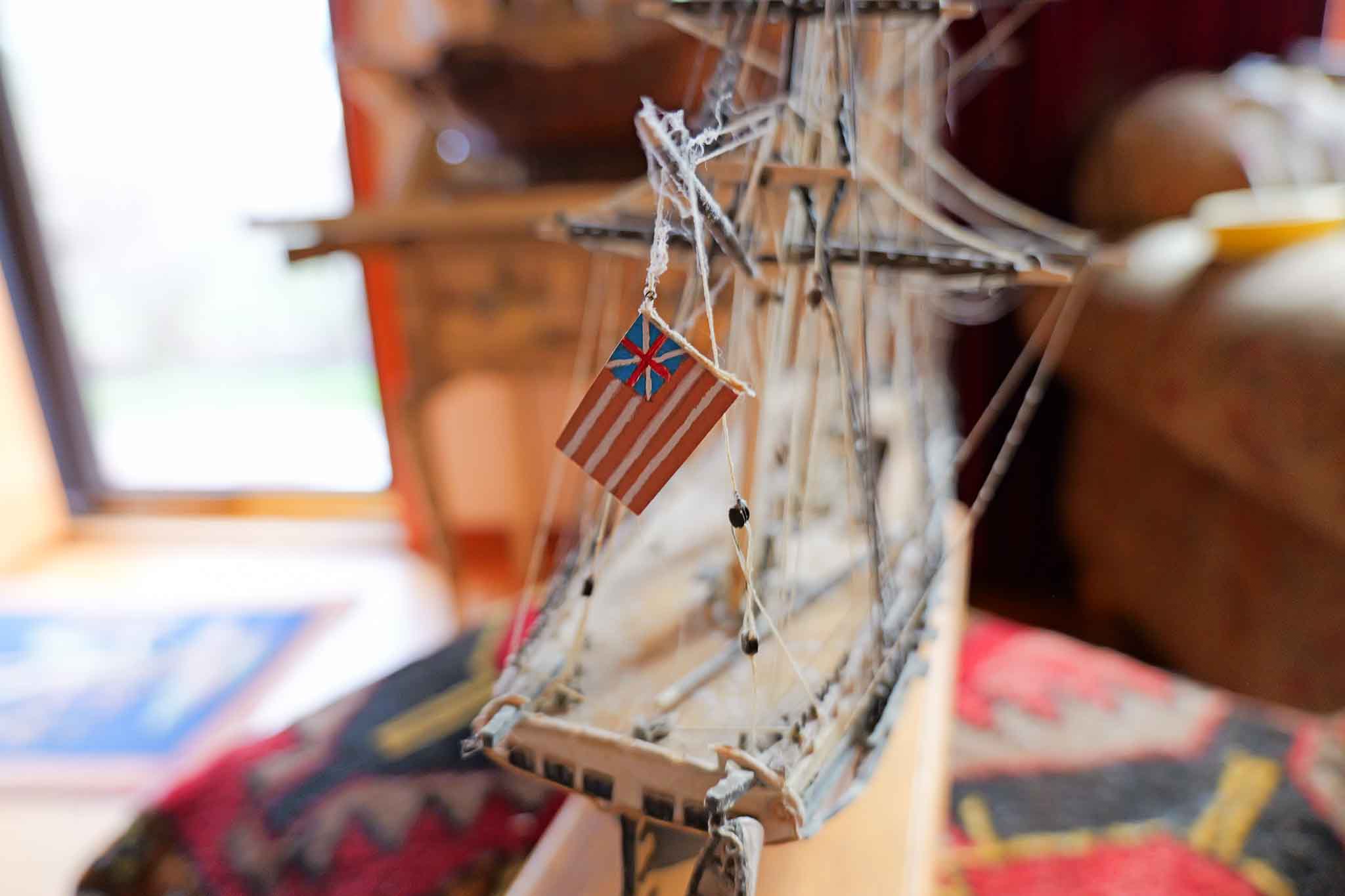 DECORATIVE MODEL SHIP “ALFRED – PHILADELPHIA 1775 - Image 7