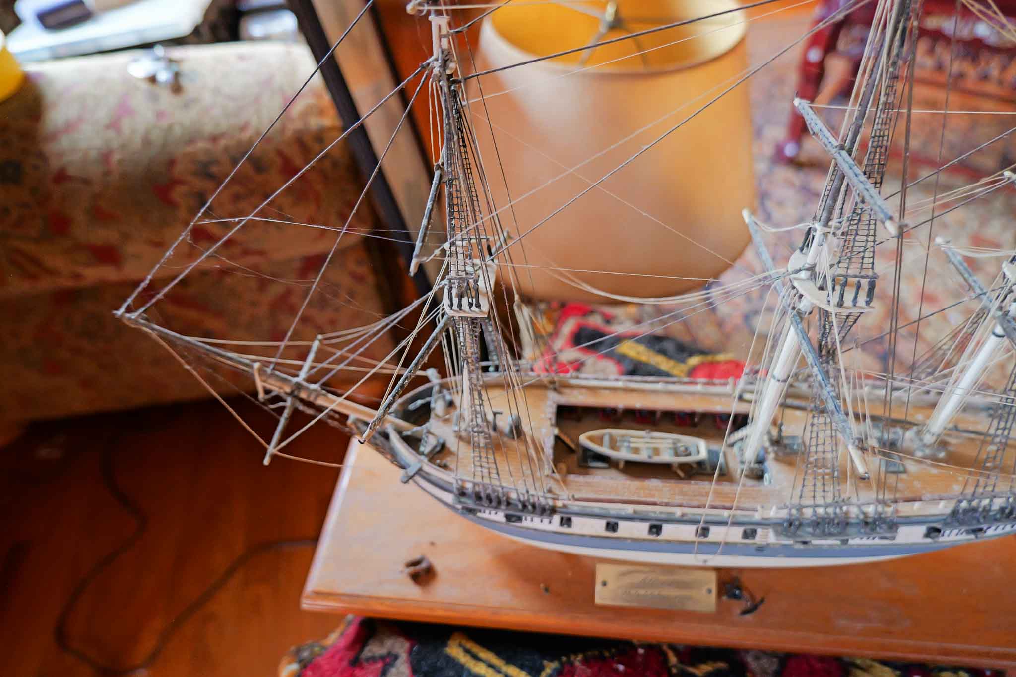 DECORATIVE MODEL SHIP “ALFRED – PHILADELPHIA 1775 - Image 6