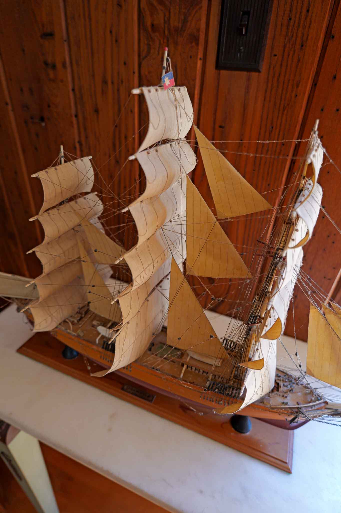 DECORATIVE MODEL SHIP – “THERMOPYLAE” CLIPPER - Image 5