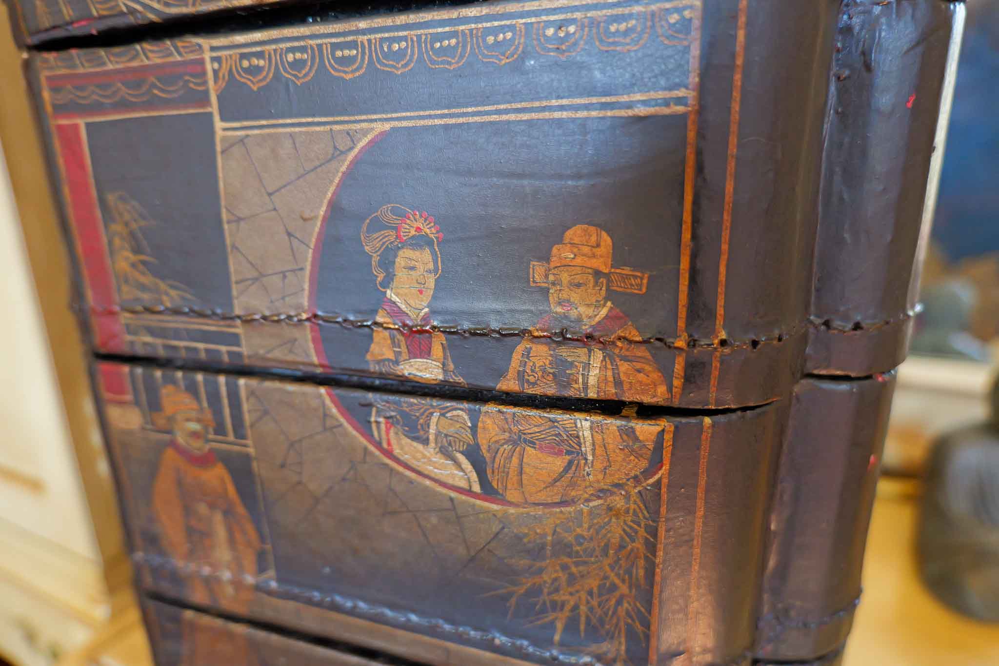 Vintage Asian Lacquer Tiered Stacking Box – Hand-Painted Chinoiserie Design Storage Chest - Image 2