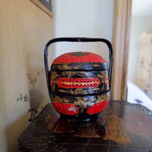 Vintage Chinese Wedding Basket (Bakul Siah) – Red & Black Lacquer with Gold Floral Motif – 8”