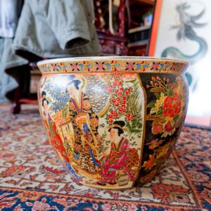 Large Japanese Satsuma Ware Planter 14.5” Hand Painted Figural Scene Royal Satsuma Mark