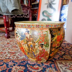 Large Japanese Satsuma Ware Planter 14.5” Hand Painted Figural Scene Royal Satsuma Mark