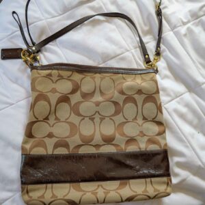 Coach Y2K Signature Canvas Shoulder Hobo Bag Brown C Logo Patent Leather Trim Style 12824