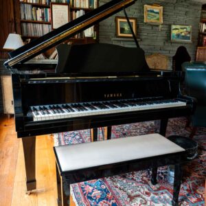 YAMAHA G2 BABY GRAND PIANO – POLISHED EBONY | JAPAN MADE | MATCHING BENCH