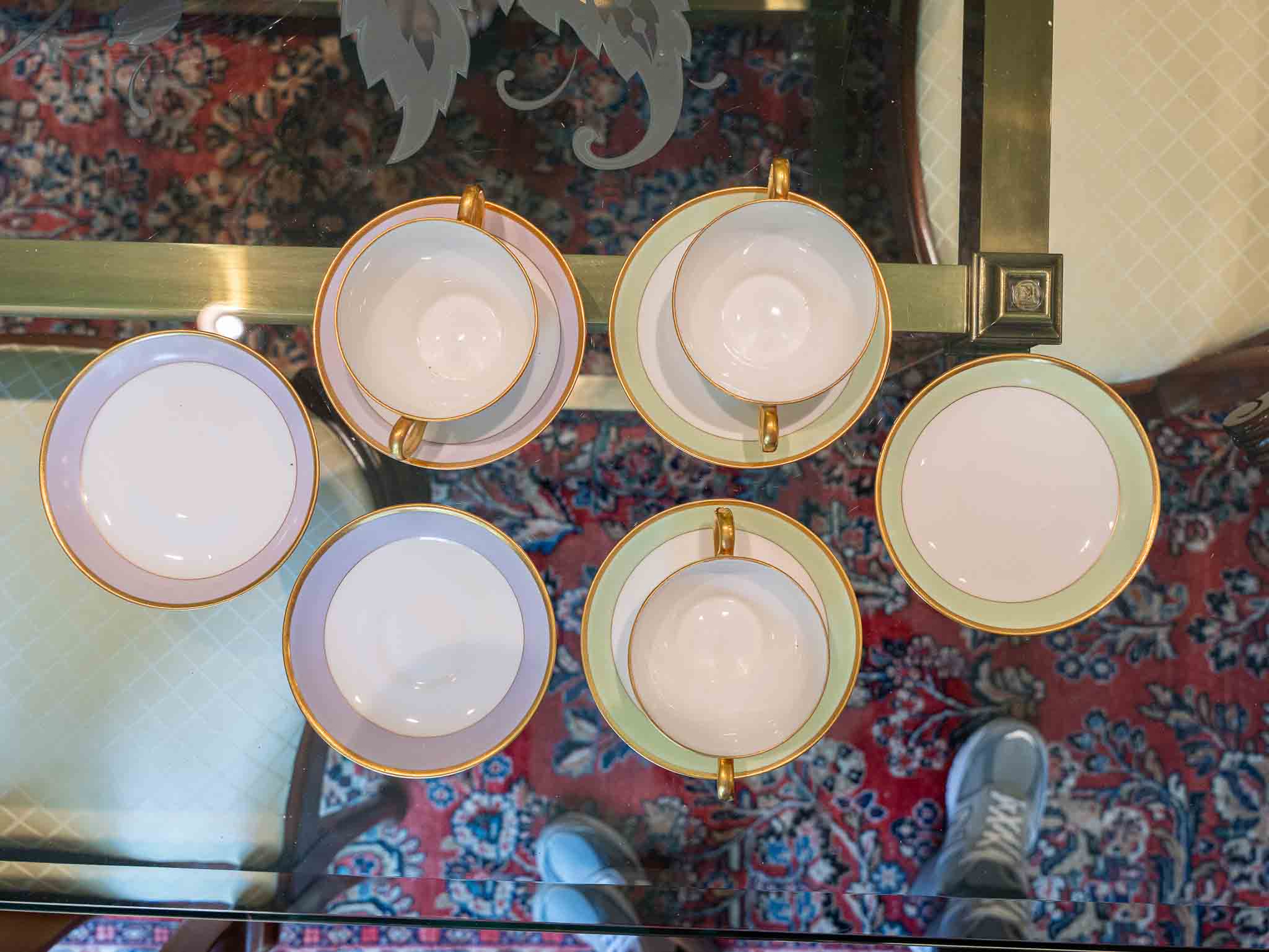 Noritake Nippon Gold Trim Teacups and Saucers - Image 3
